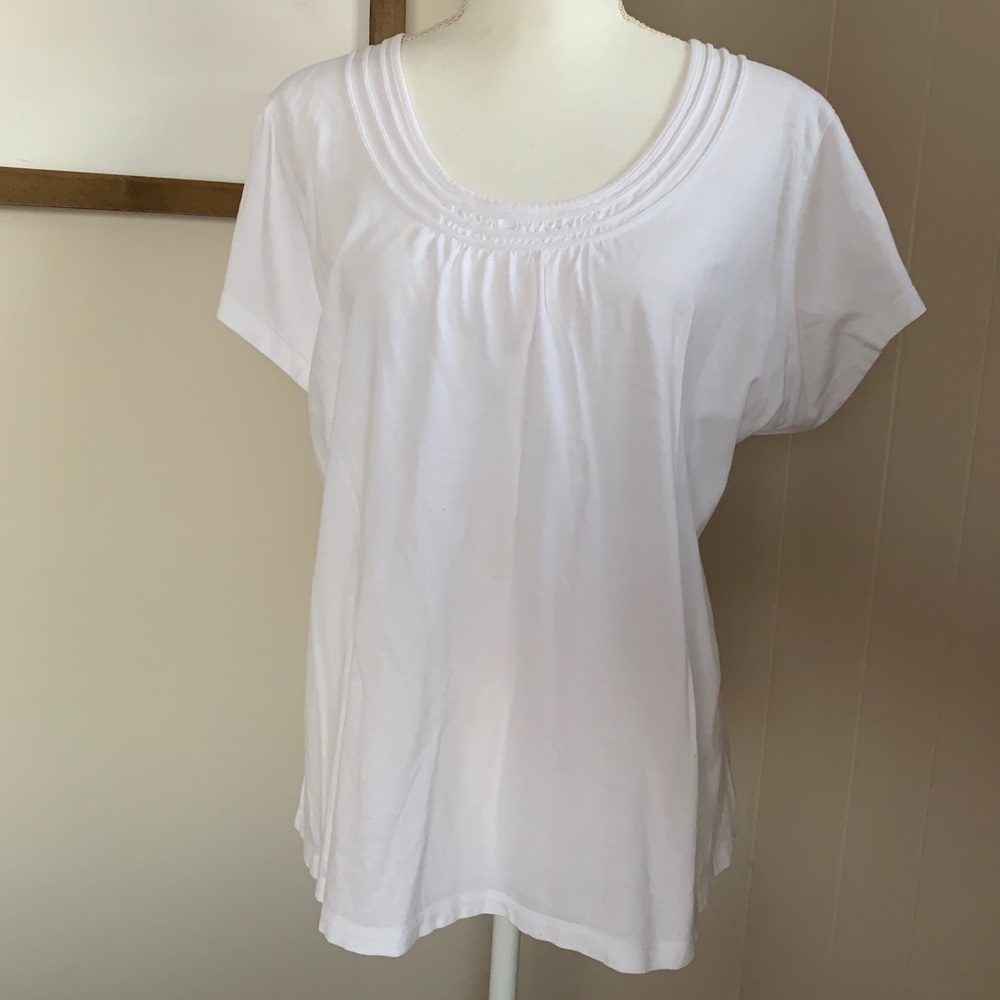 women’s white cotton blouse